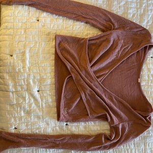 Alo Yoga Amelia Luxe Long Sleeve Crop